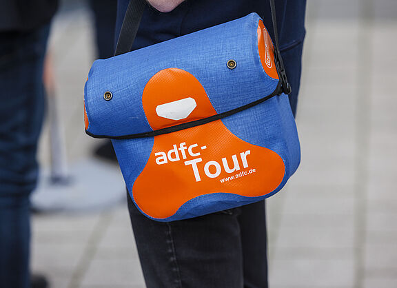 Fahrradtasche mit ADFC Tour Logo